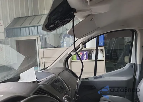 2016 Ford Transit T-150 z USA, uszkodzony, nr VIN 1FTYE9ZM6GKA08746